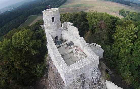 Zagospodarowanie ruin zamku w Smoleniu dla celów turystycznych 