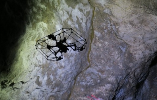 Inspekcje dronem podziemi i miejsc trudno dostępnych