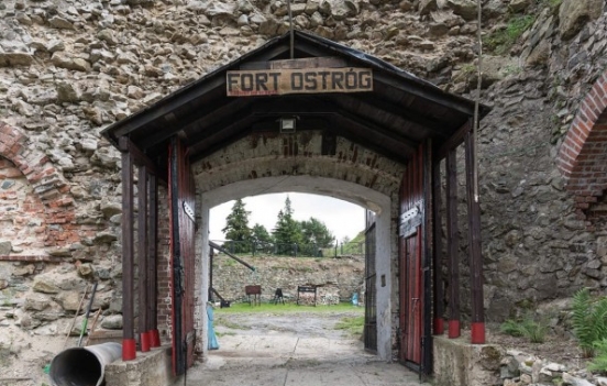 Izolacje i remont murów Fortu Ostróg 